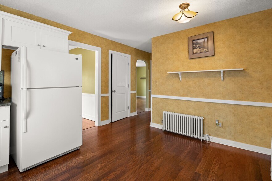 Building Photo - 89 Campbell Ave