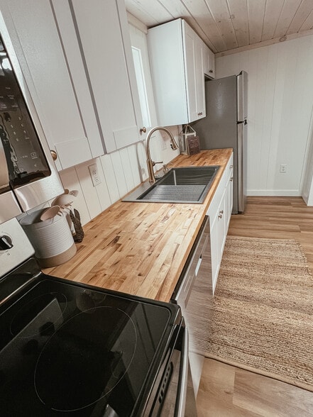 Dishwasher Stainless Steel Appliances - 499 Main St