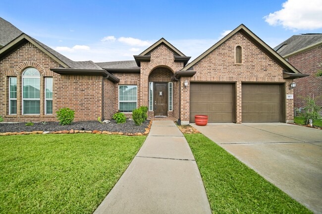 Primary Photo - 7413 Woodward Springs Dr