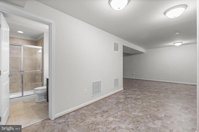 Building Photo - 4986 Windpower Way