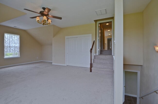 Building Photo - Discover your dream home in Virginia Beach!