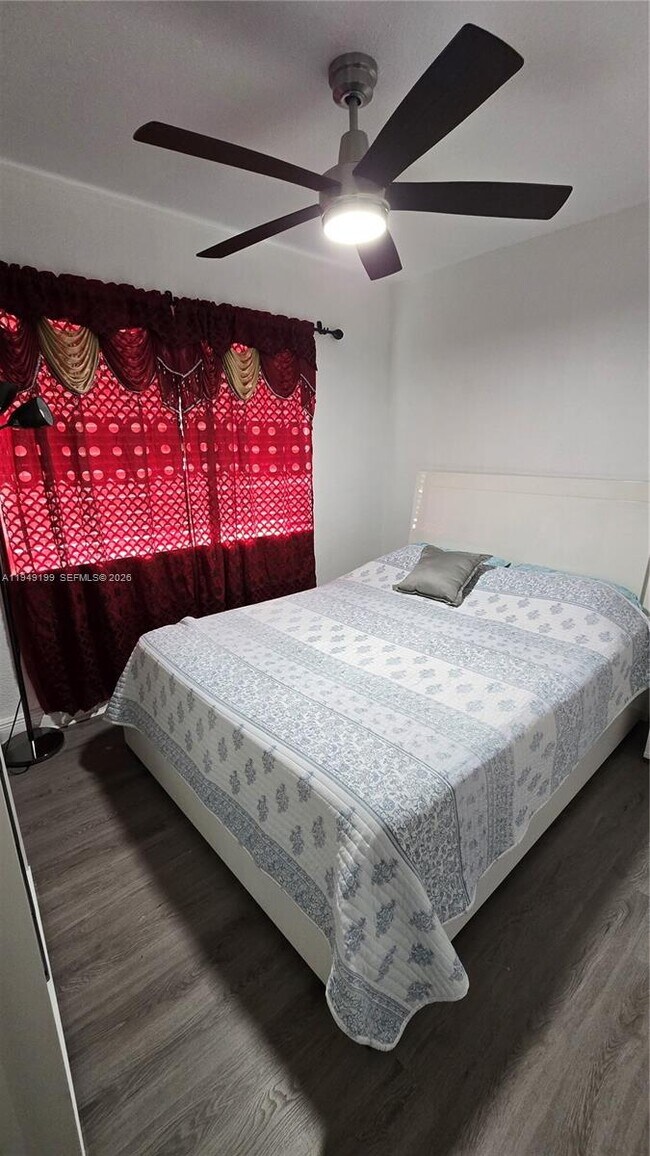 Building Photo - 8261 SW 34th Terrace