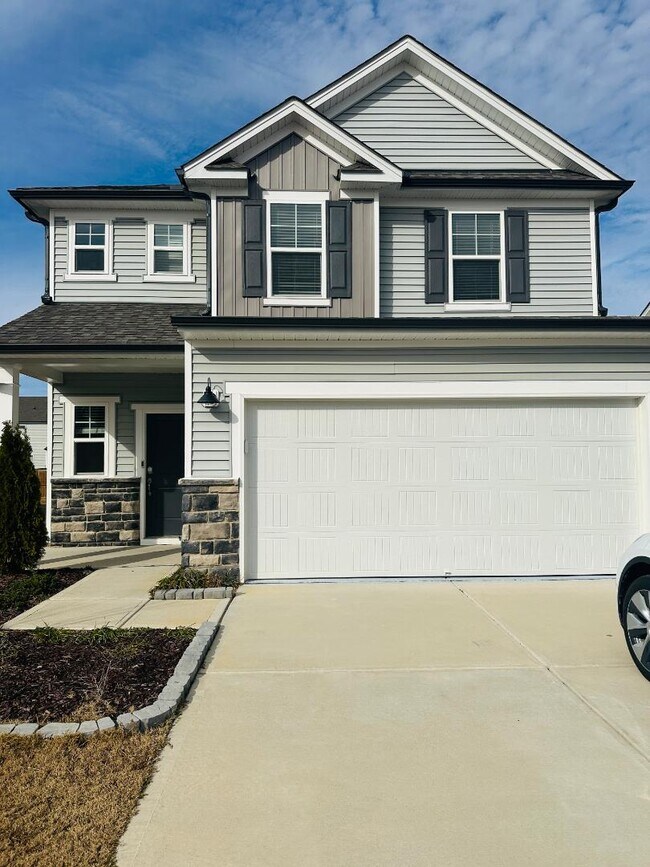Building Photo - 2237 Bethpage Dr