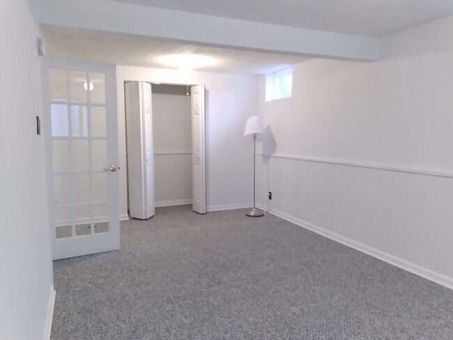 Building Photo - 8215 Oakland Ave S