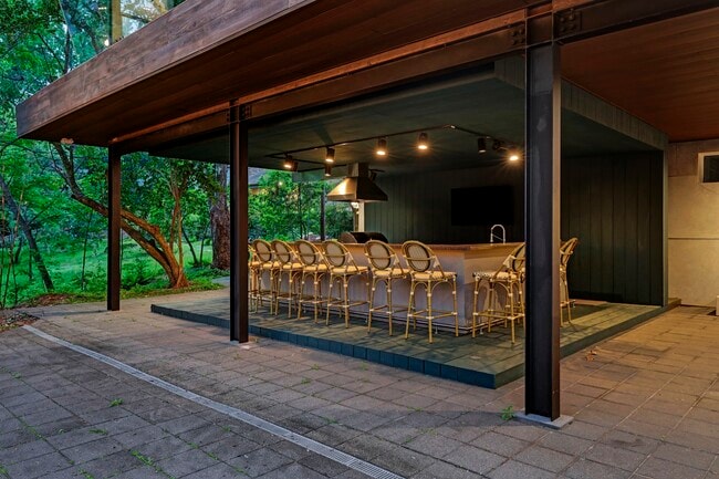 Building Photo - 5111 Bayou Timber Ln
