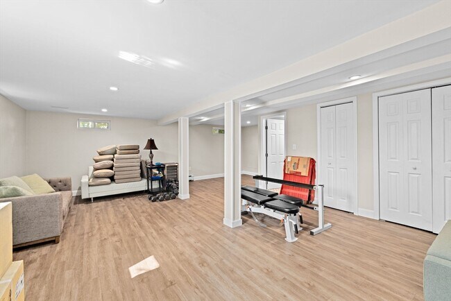 Building Photo - 10 Harvard Street Extension