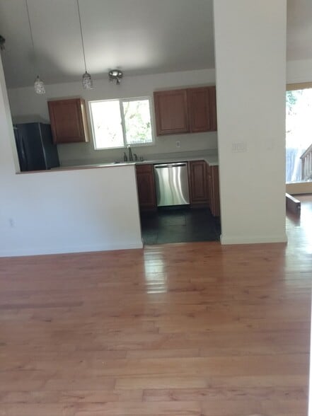 Building Photo - 5736 Orchard Ln