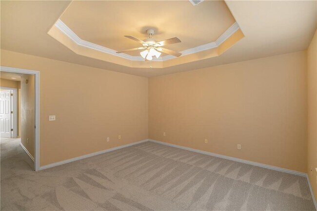 Building Photo - 3308 SW Carriageway Ave