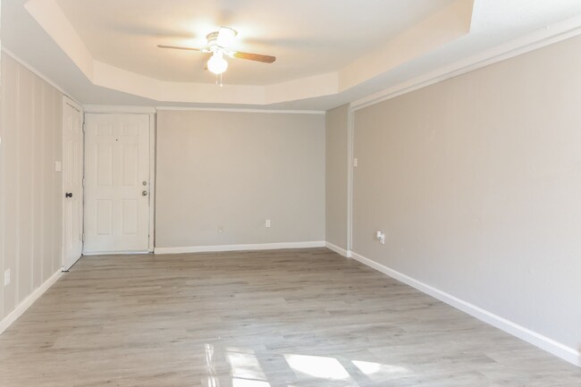 Building Photo - Charming 1-Bedroom in Columbus – Next to F...