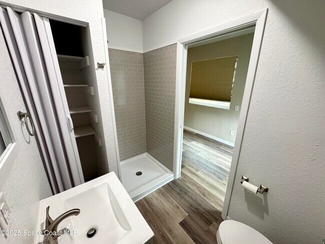 Building Photo - 1259 Cambo Ct NE