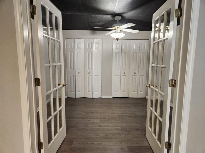 Building Photo - 2785 Shoemaker Ln