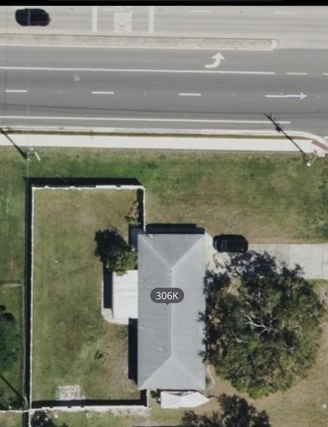 Building Photo - 6356 5th St Cir E