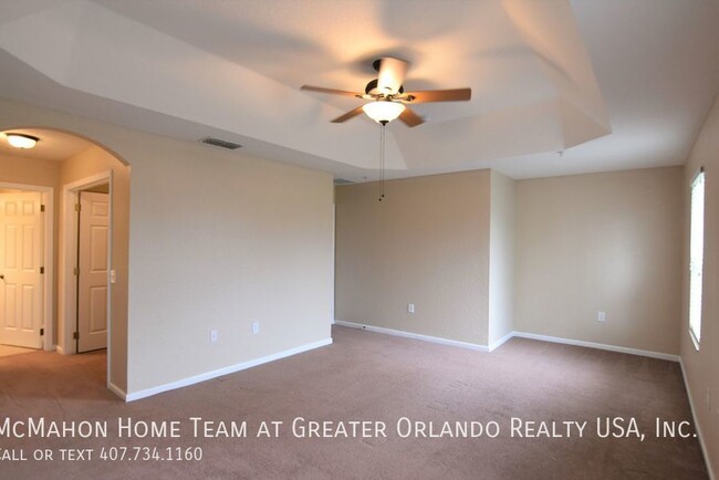 Building Photo - AVALON LAKES 3br 2.5ba townhome, OVER 2000...