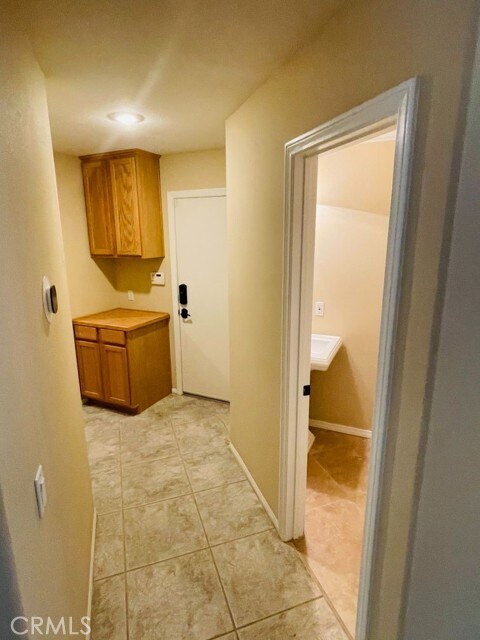 Building Photo - 42020 Dahlia Way