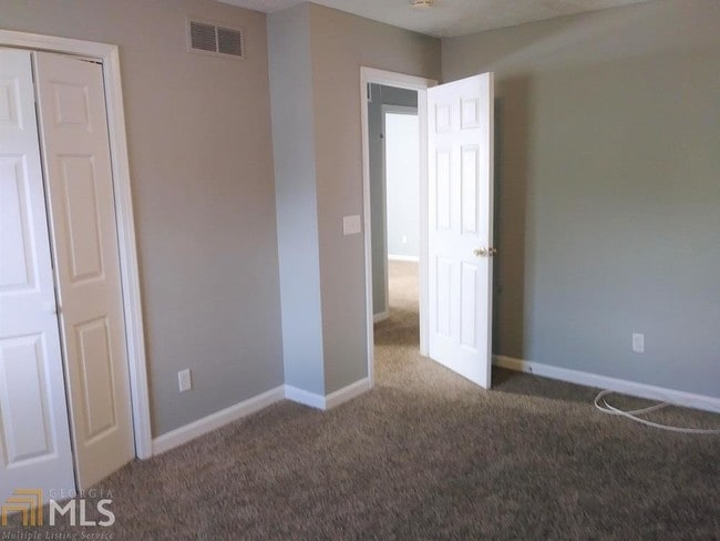 Building Photo - 1615 Cherry Hill Ct SW