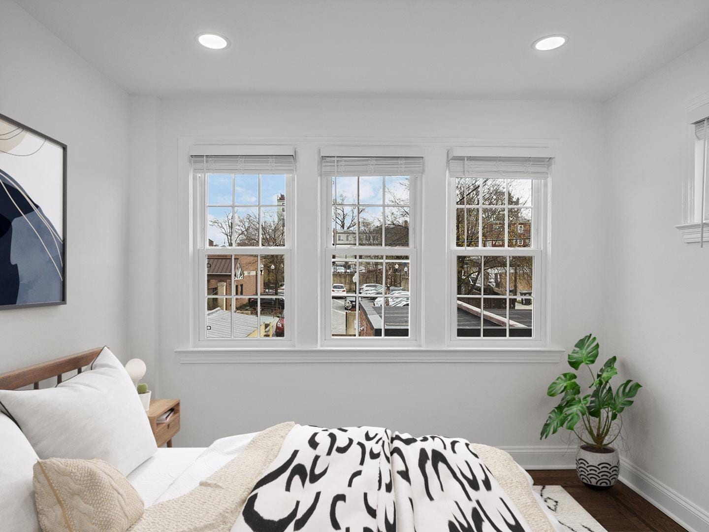 Building Photo - Brightwood Park townhouse near Fort Totten...