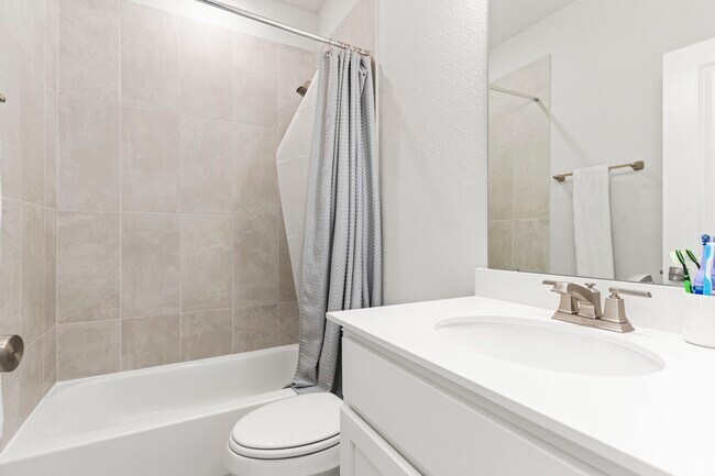 Building Photo - 316 Coldwater Creek Ct