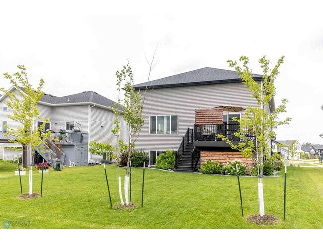 Building Photo - 1058 Ashley Dr W