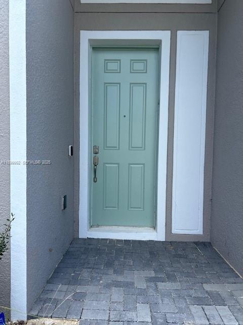 Building Photo - 271 Bottle Brush Dr