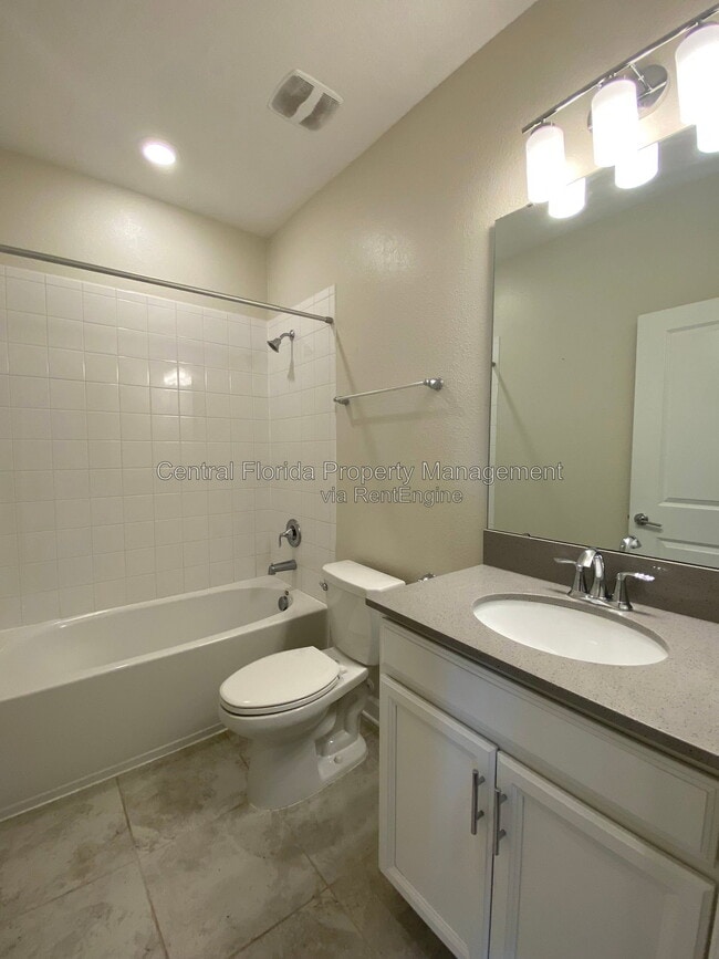 Building Photo - 1218 Payne Stewart Dr