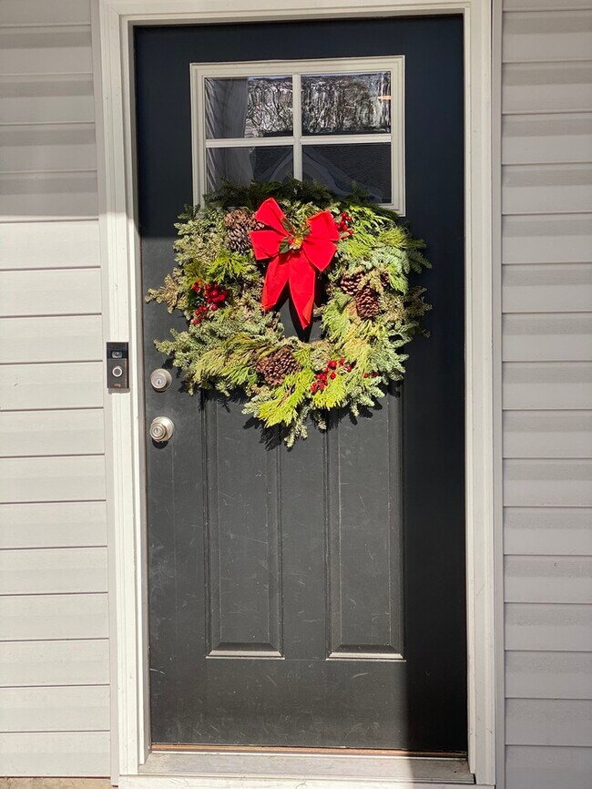 Building Photo - 158 Silver Run Pl