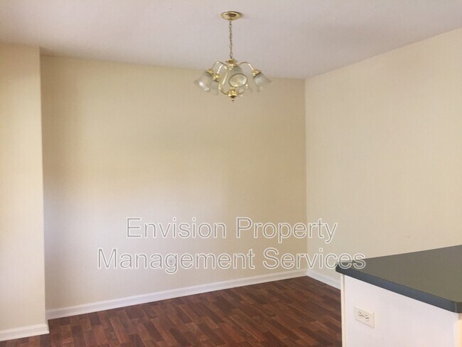 Building Photo - 1492 Cedar Creek Dr