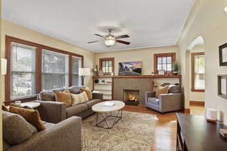 Building Photo - 1335 N Jackson St