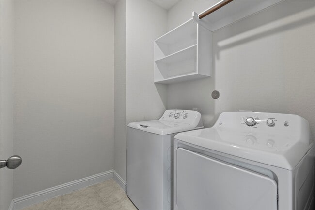 Building Photo - 3818 W Vicksburg Estates Dr