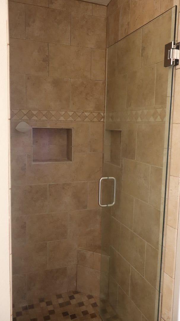 Building Photo - In ground Pool