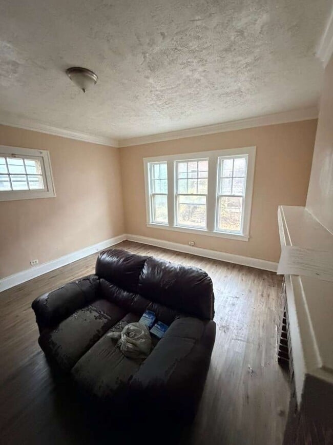 Building Photo - 1805 Stanwood Rd