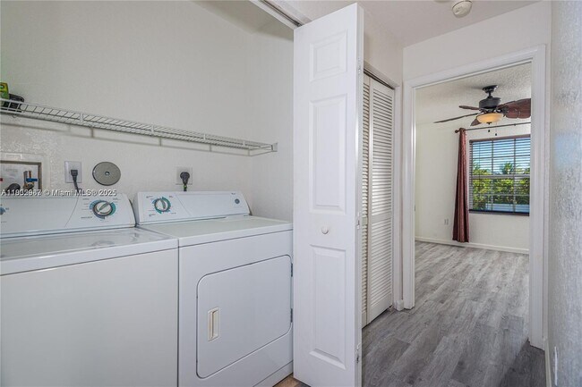 Building Photo - 6331 Landings Terrace