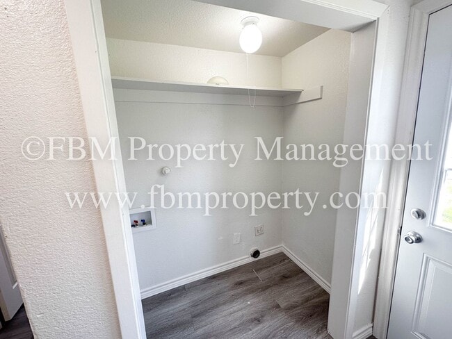 Building Photo - 203 Ave B