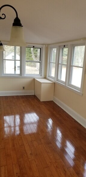 Building Photo - 94 Edie Rd