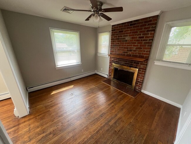 Building Photo - Very Spacious 3 bdrm/1 bth House Located in Henrico's West End!!