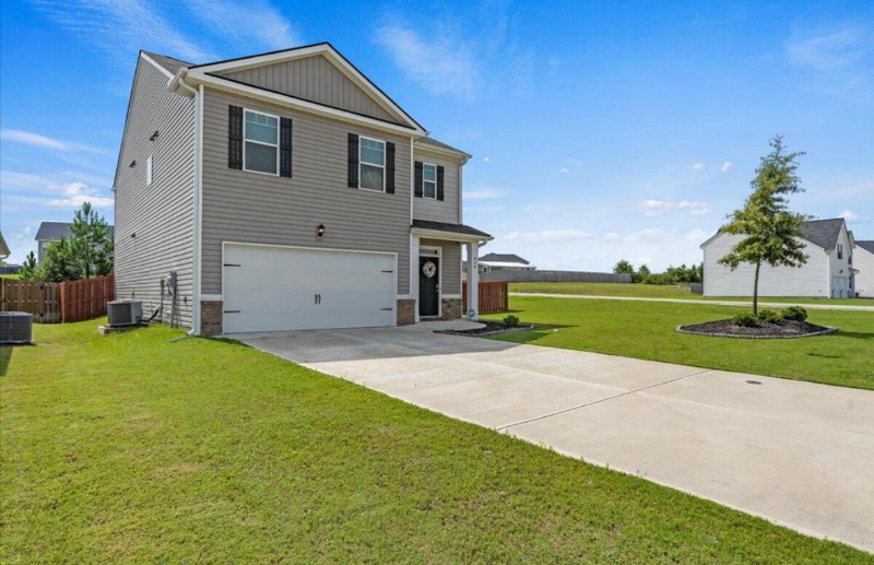 Building Photo - 925 Hay Meadow Dr.
