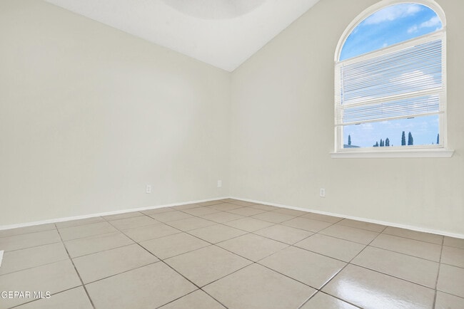 Building Photo - 7212 Westover Dr