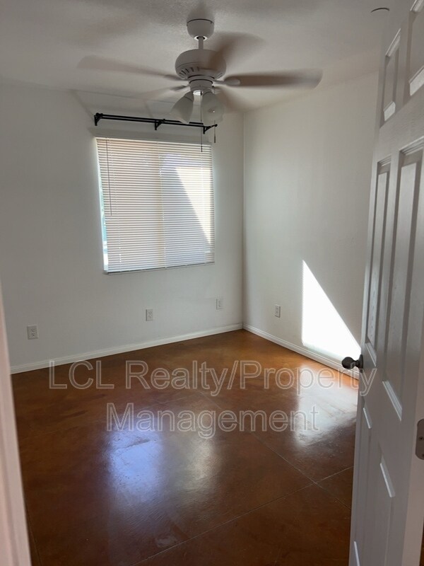 Building Photo - 21380 Olive St