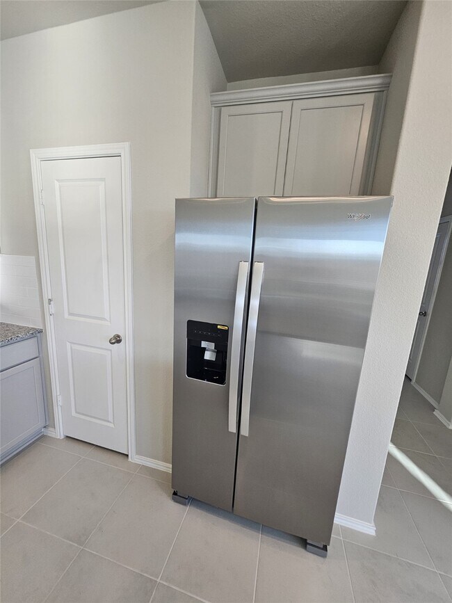 Building Photo - 426 Twilight Mdw Wy