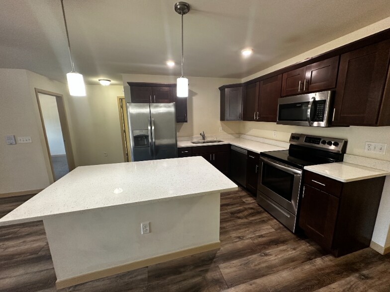 Building Photo - 1174 Stonewood Crossing