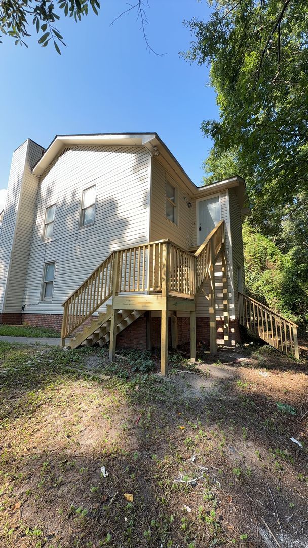 Building Photo - 129 Misty Oak Rd