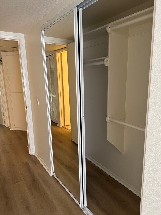 Building Photo - 18123 Erik Ct