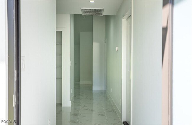 Building Photo - 4935 Leonard Blvd S