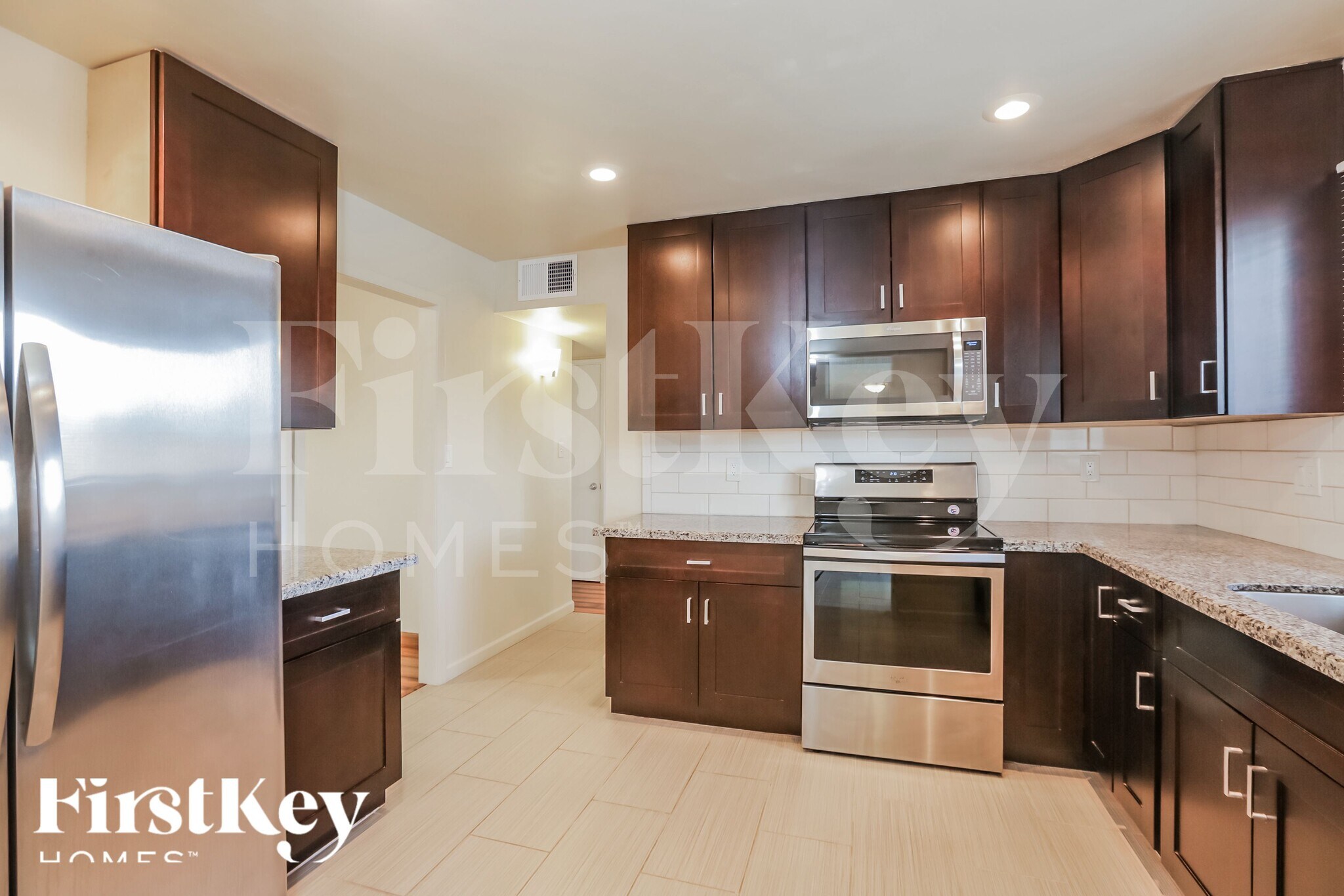 Building Photo - 4144 E Almeria Rd