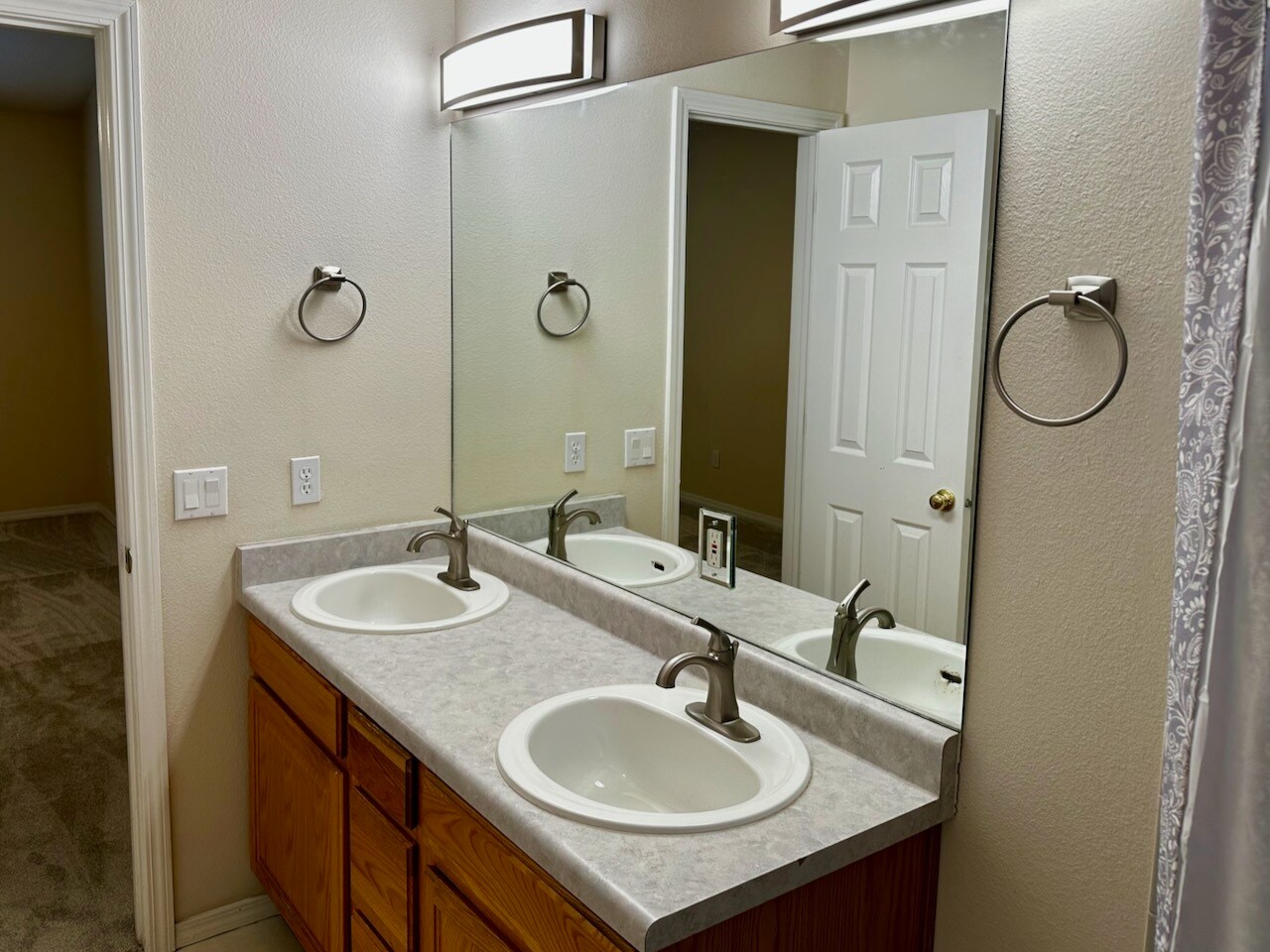 Master Bath - 4540 Bridle Pass Dr