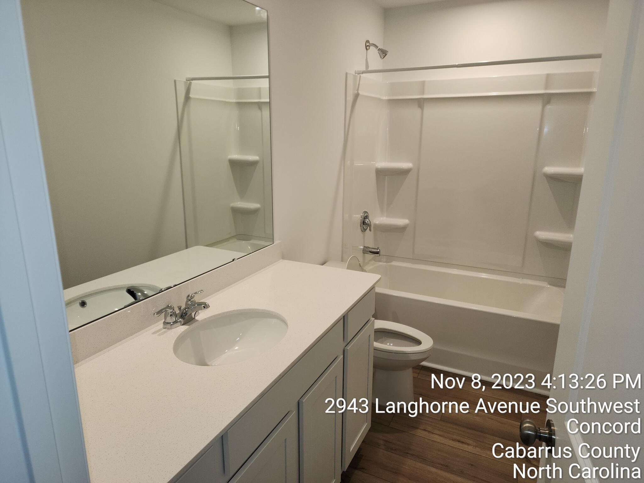 Building Photo - Room in Single Family Home on Langhorne Ave SW