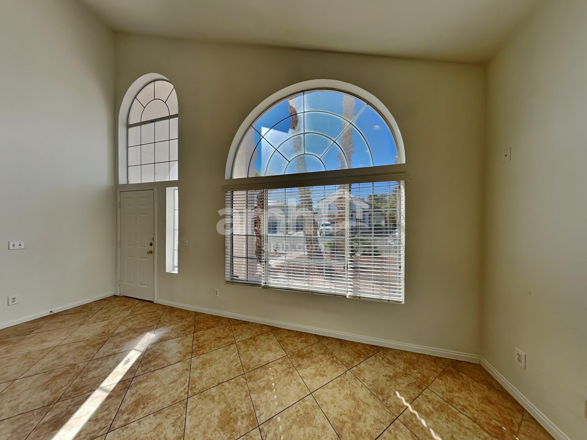 Building Photo - 2678 African Violet Ave