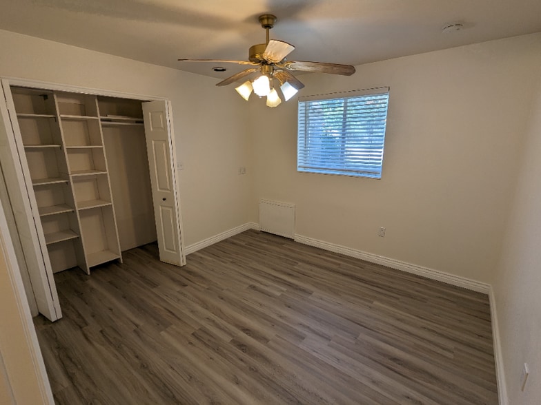 Building Photo - 571 W 4000 S