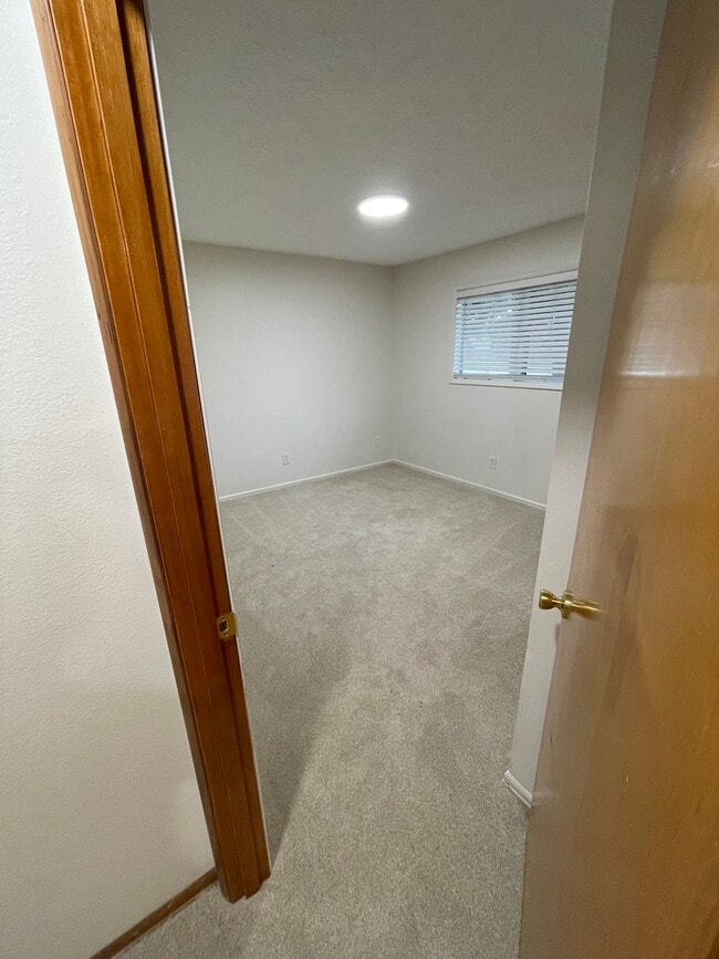 Building Photo - 72nd Ave. Property