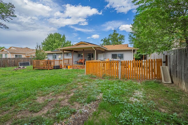 Building Photo - Delightful 3-bedroom, 1-bathroom home that...