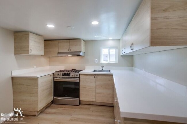 Building Photo - Remodeled 4Bdm 2Ba Home Situated in the Swan Canyon Neighborhood of City Heights